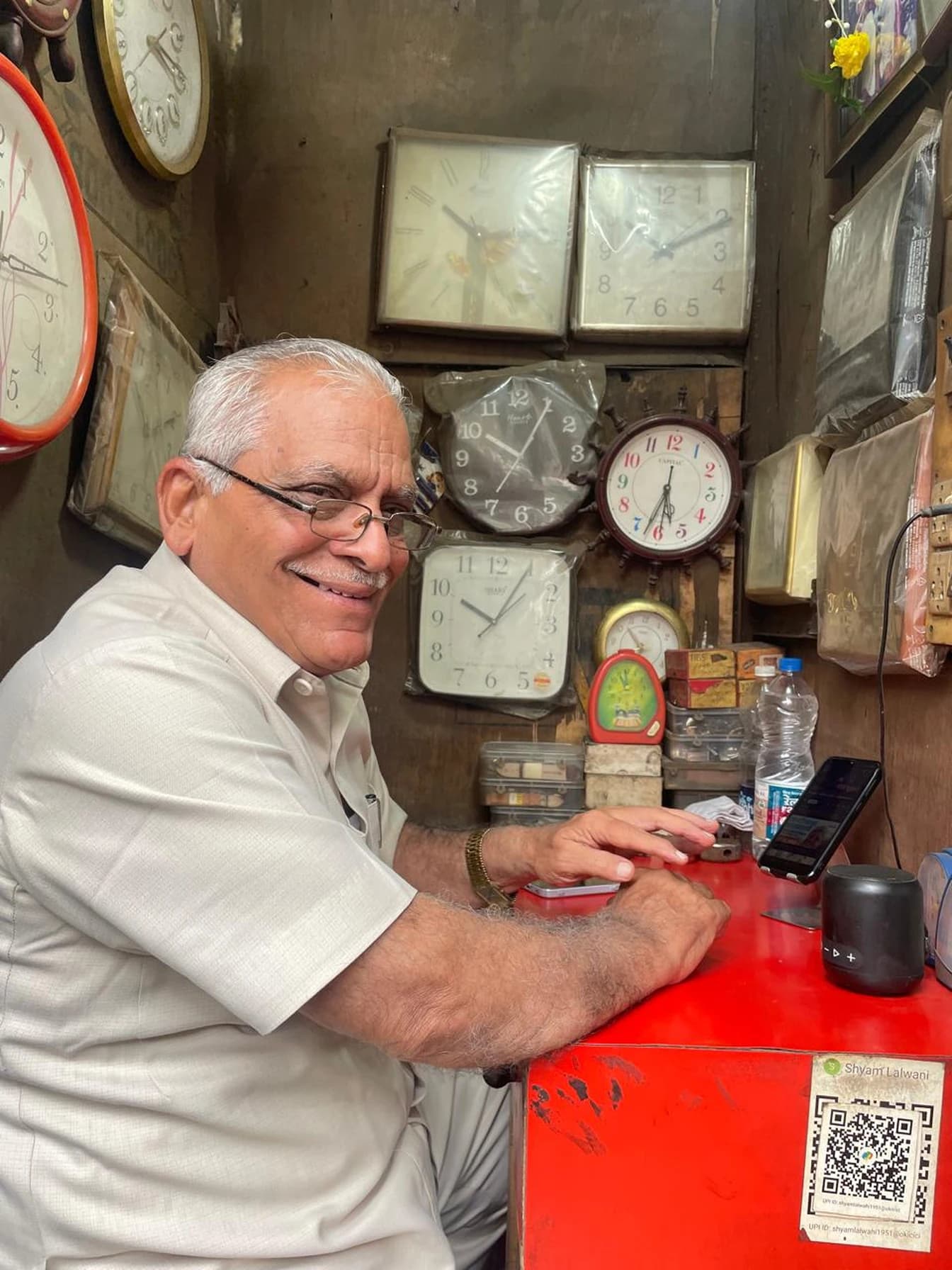 Shyam Bhaiya at his clock shop in Kurla, Mumbai